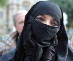 Теперь за жительницами Саудовской Аравии будет следить электроника